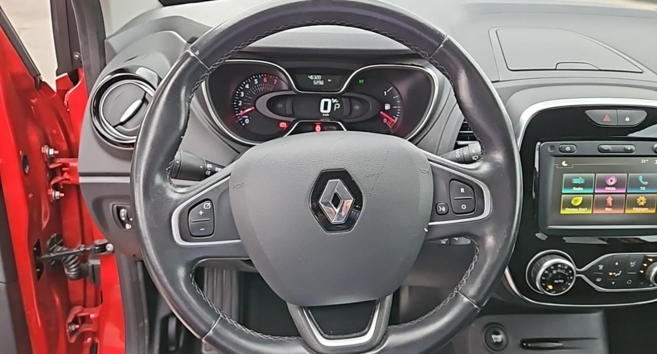 Renault CAPTUR TCe 150 FAP EDC Intens 6
