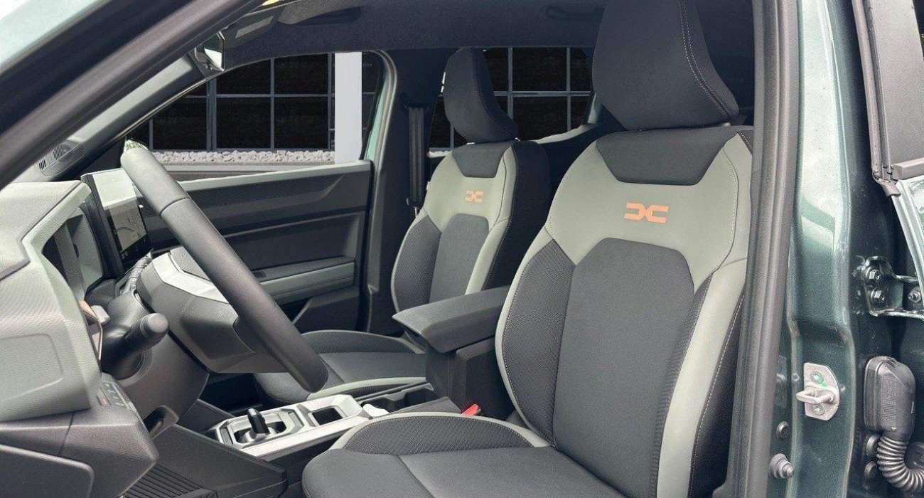 Dacia DUSTER Hybrid 140 Extreme 10