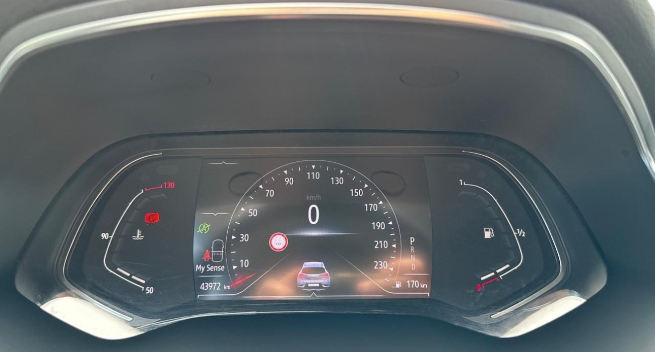 Renault CAPTUR TCe 130 EDC FAP Intens 6
