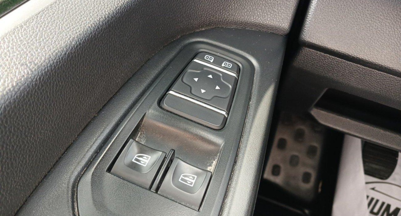 Renault TRAFIC TRAFIC FGN L1H1 2800 KG BLUE DCI 130 CONFORT 9