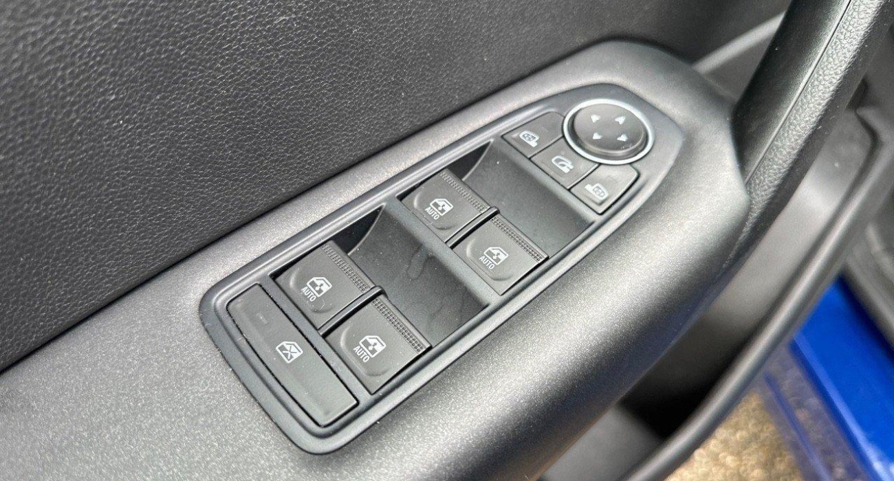 Renault CAPTUR TCe 90 - 21 Business 9