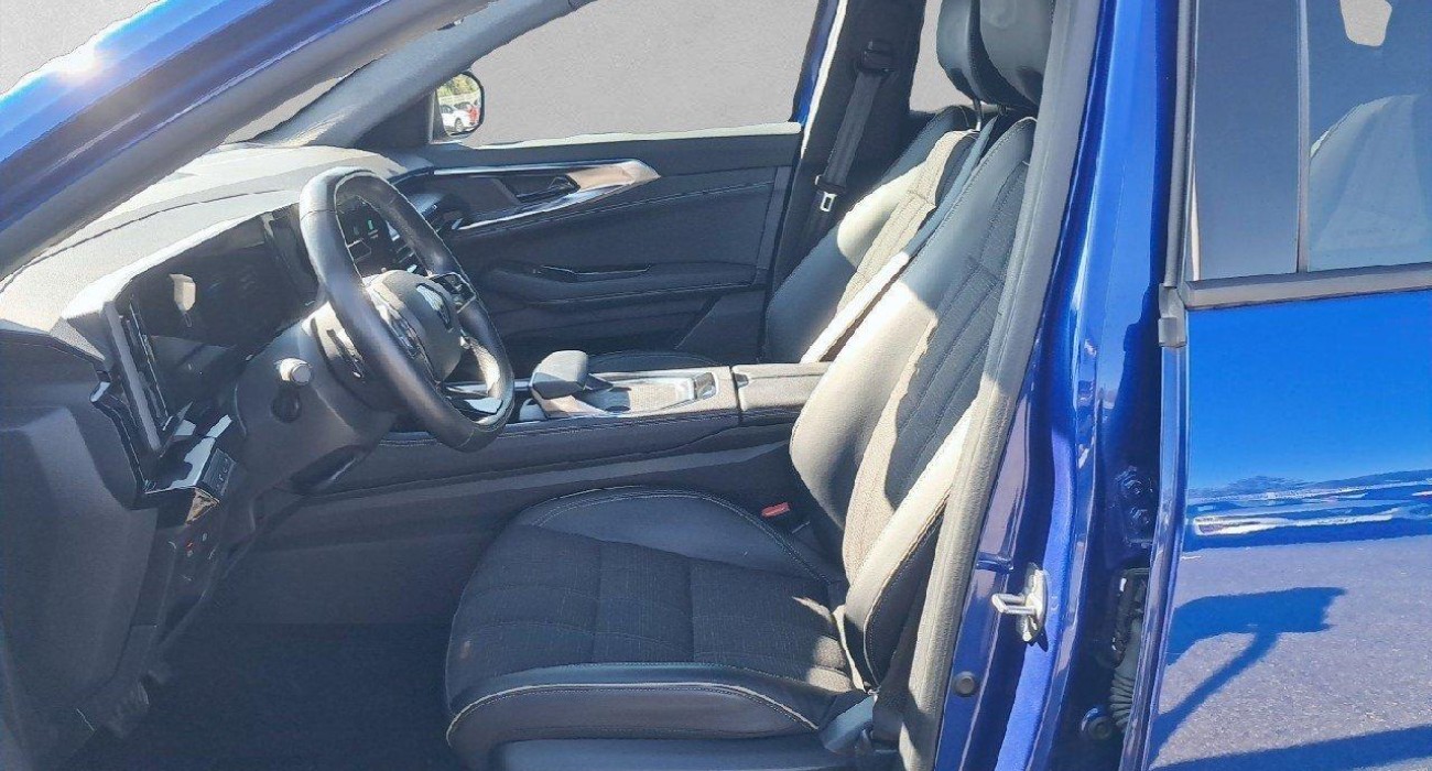 Renault AUSTRAL E-Tech hybrid 200 Iconic 10