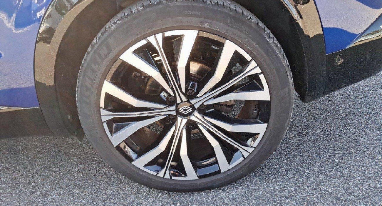 Renault AUSTRAL E-Tech hybrid 200 Iconic 13