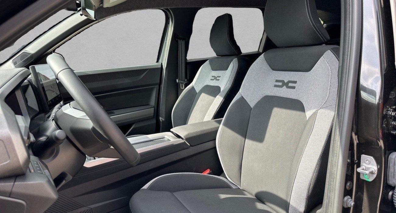 Dacia Bigster Bigster Hybrid 155 Journey 10
