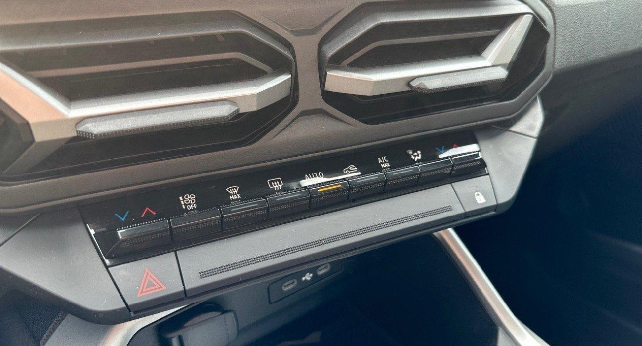 Dacia Bigster Bigster Hybrid 155 Journey 7