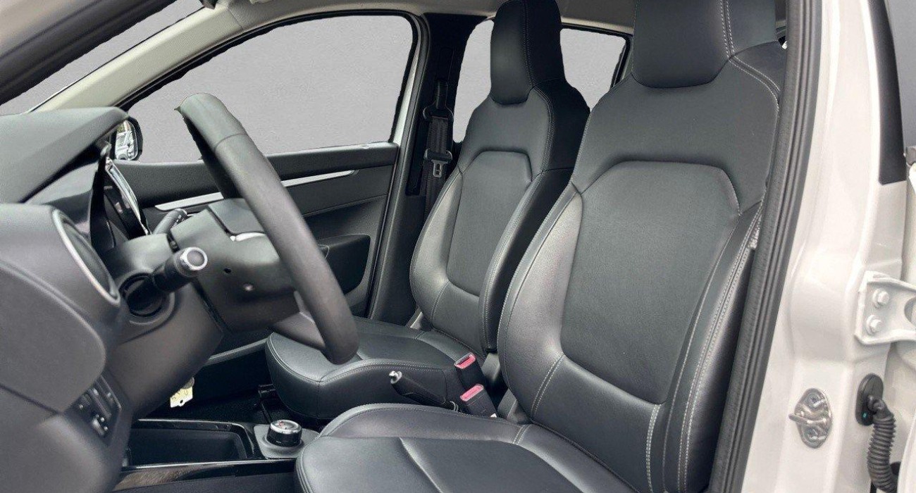 Dacia SPRING Expression 10