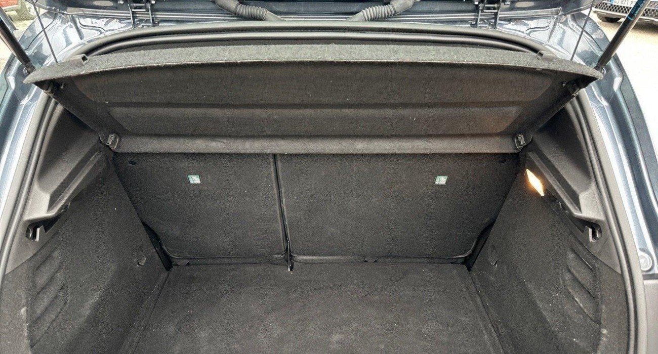 Renault CLIO Clio TCe 100 GPL - 21N Intens 12