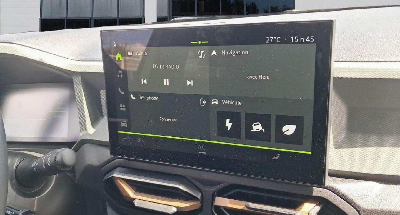 Dacia DUSTER Hybrid 140 Extreme 8