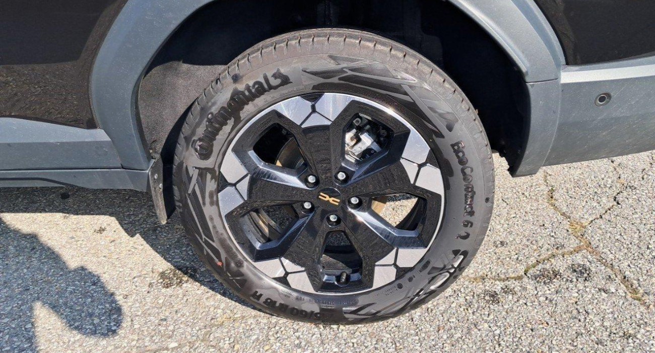 Dacia Bigster Bigster Hybrid 155 Extreme 13