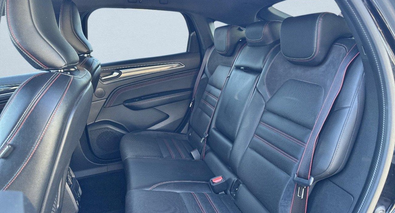 Renault ARKANA E-Tech 145 R.S. Line 11