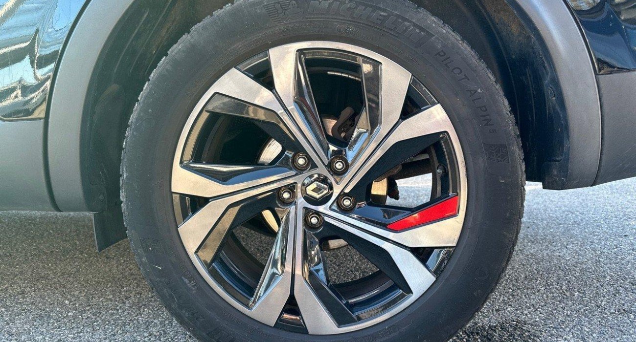 Renault ARKANA E-Tech 145 R.S. Line 13