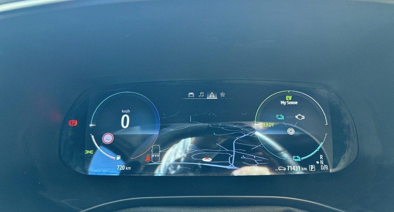 Renault ARKANA E-Tech 145 R.S. Line 6