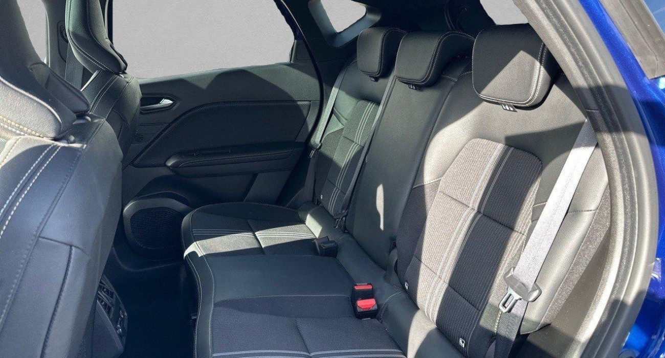 Renault CAPTUR E-Tech full hybrid 145 Engineered 11