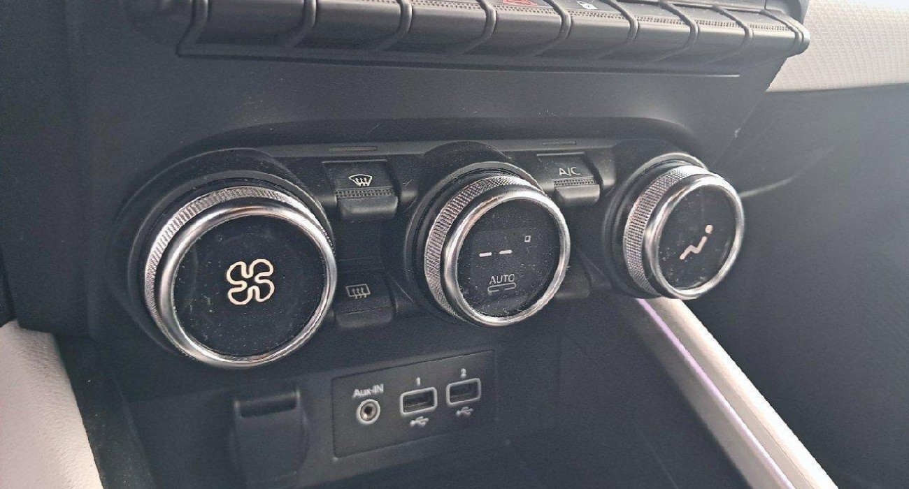 Renault CLIO Clio TCe 100 GPL - 21N Intens 7