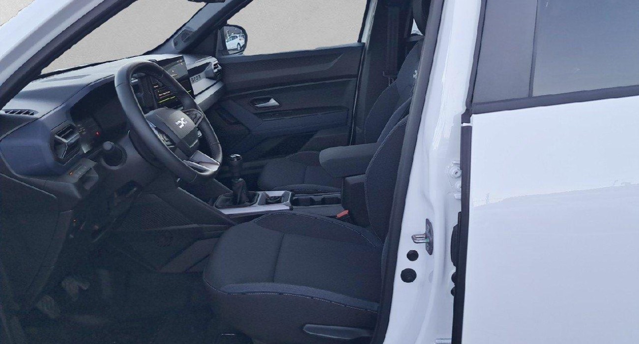 Dacia DUSTER Mild Hybrid 130 4x4 Journey 10