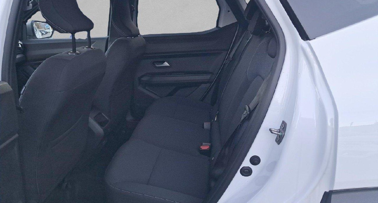 Dacia DUSTER Mild Hybrid 130 4x4 Journey 11