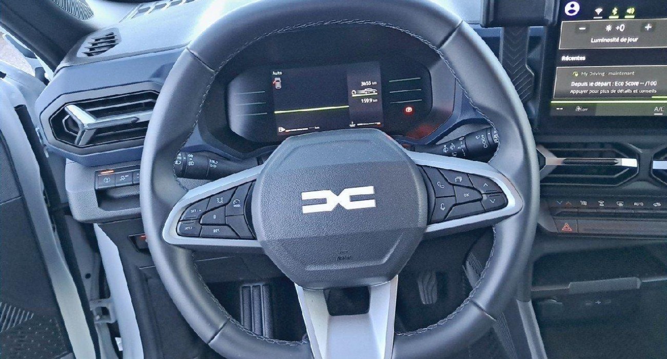 Dacia DUSTER Mild Hybrid 130 4x4 Journey 6