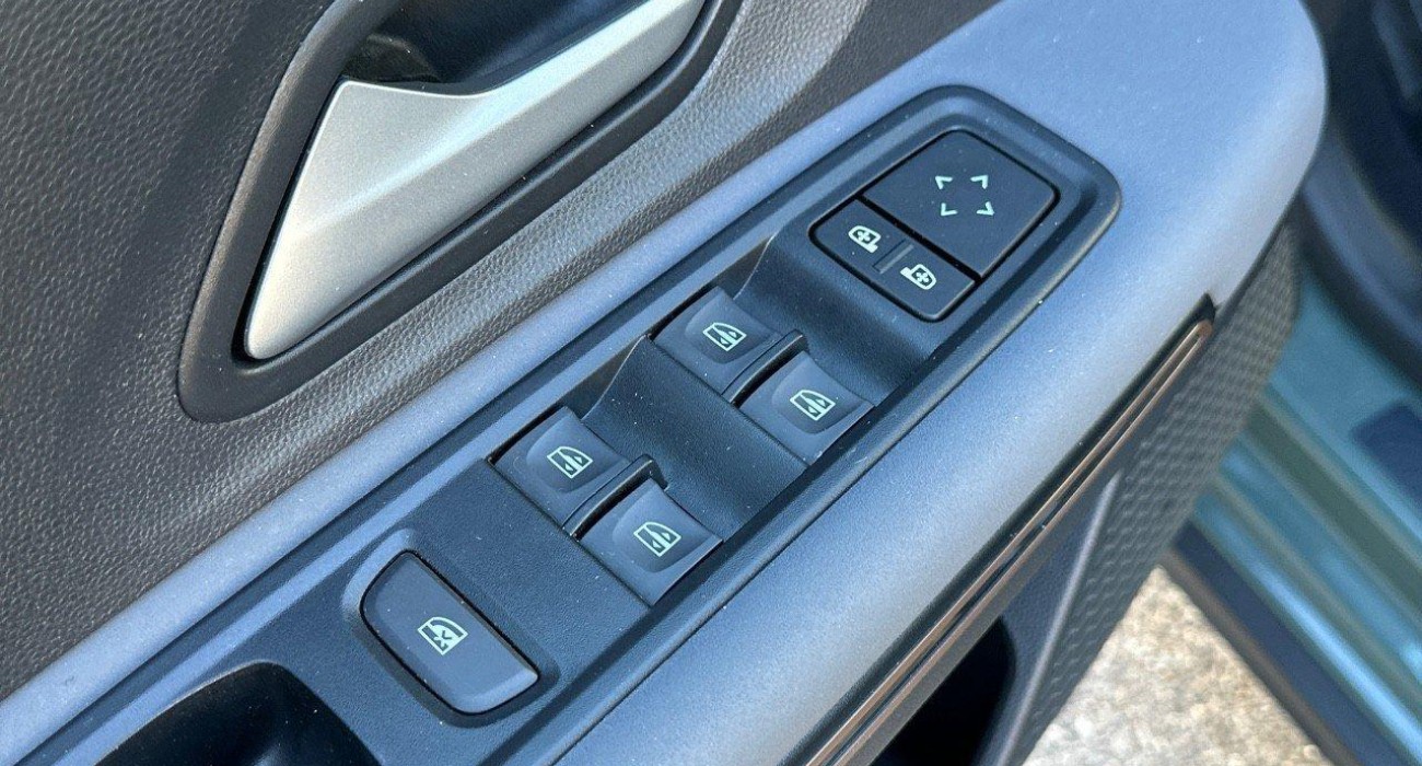 Dacia SANDERO ECO-G 100 Stepway Extreme + 9