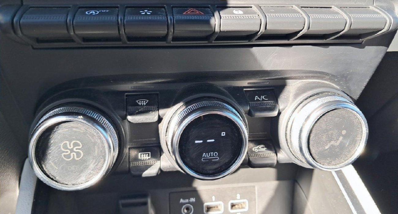 Renault CLIO Clio TCe 100 GPL - 21N Intens 7