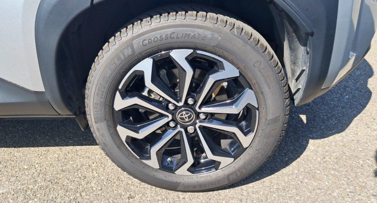Toyota YARIS CROSS Yaris Cross Hybride 116h 2WD Design 13