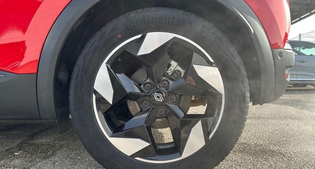 Renault CAPTUR E-Tech full hybrid 145 ch Techno 13