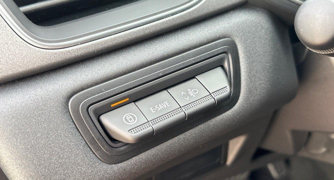 Renault CAPTUR E-Tech full hybrid 145 ch Techno 15