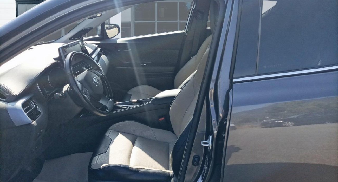 Toyota C-HR C-HR Hybride 2.0L Collection 13