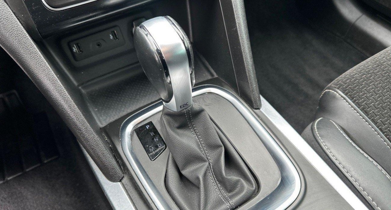 Renault MEGANE Mégane IV Berline Blue dCi 115 EDC Intens 15