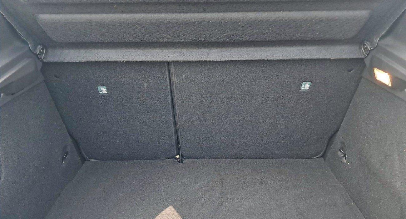 Renault CLIO Clio E-Tech 140 Intens 12