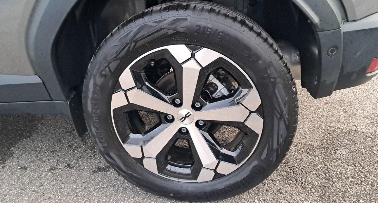 Dacia DUSTER Mild Hybrid 130 Journey 13