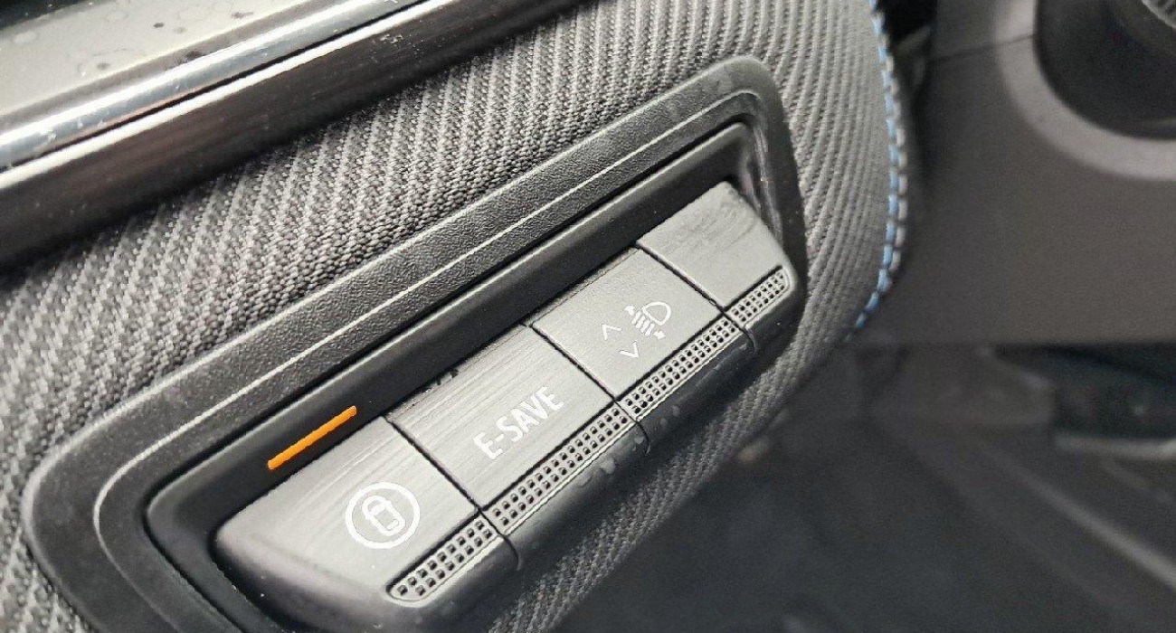 Renault CAPTUR E-Tech full hybrid 145 ch esprit Alpine 15