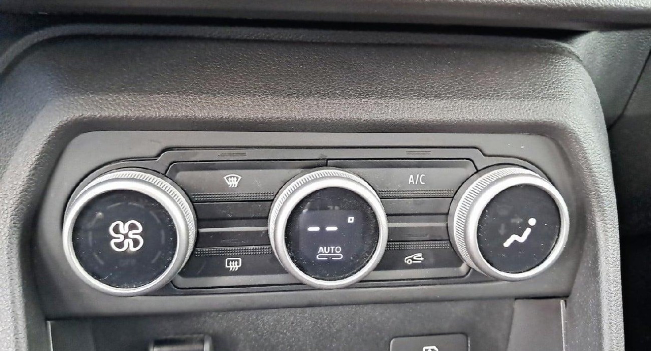 Dacia SANDERO ECO-G 100 GSR2 Journey 7