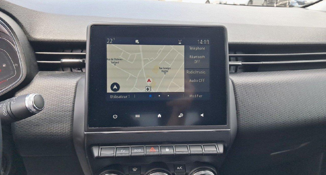 Renault CLIO Clio E-Tech 140 - 21 Business 8