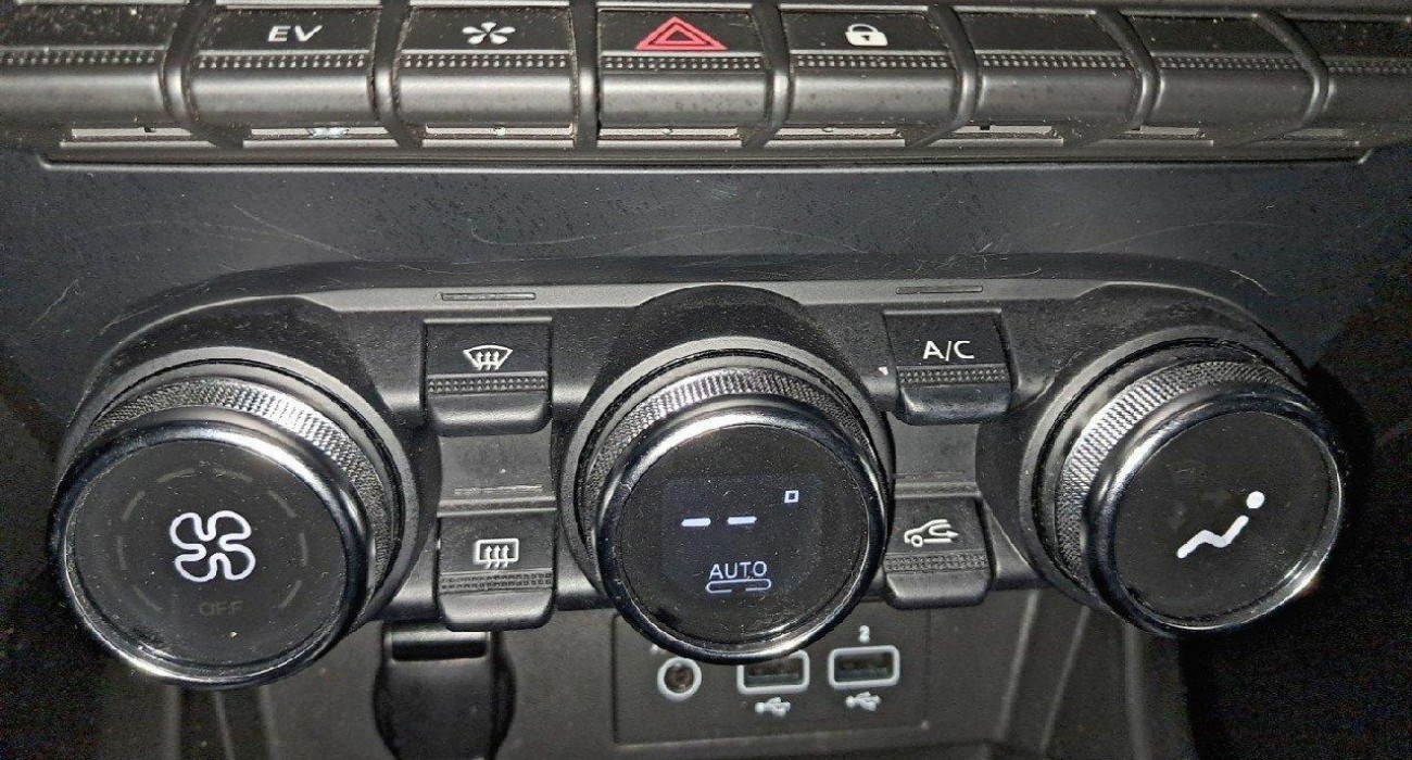 Renault ARKANA E-Tech 145 - 21B Intens 7