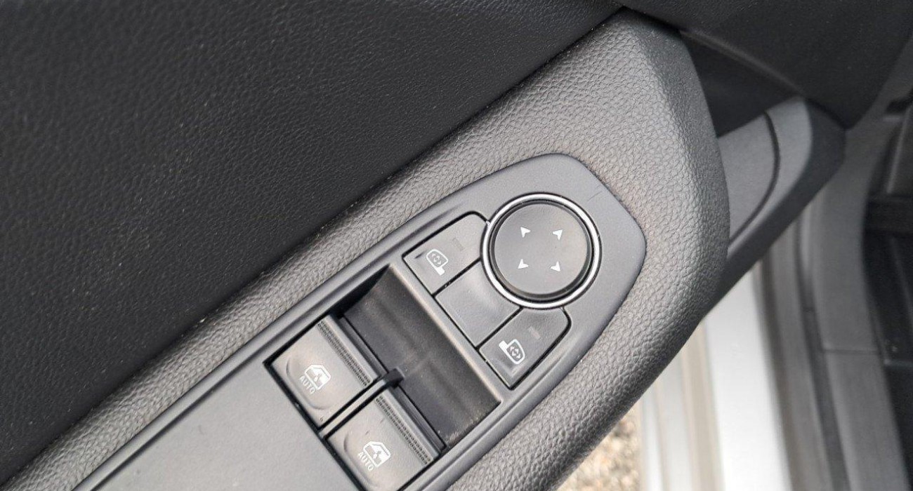 Renault CLIO Clio TCe 100 GPL - 21 Business 9