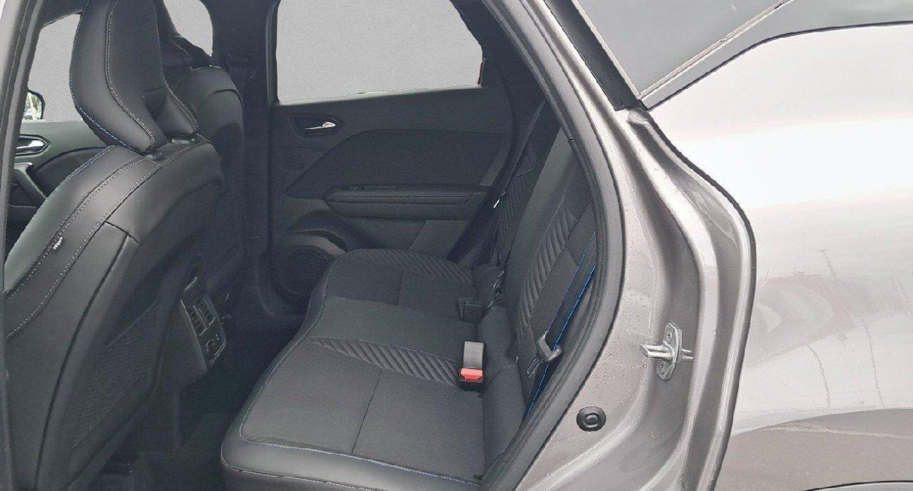 Renault CAPTUR E-Tech full hybrid 145 ch esprit Alpine 11