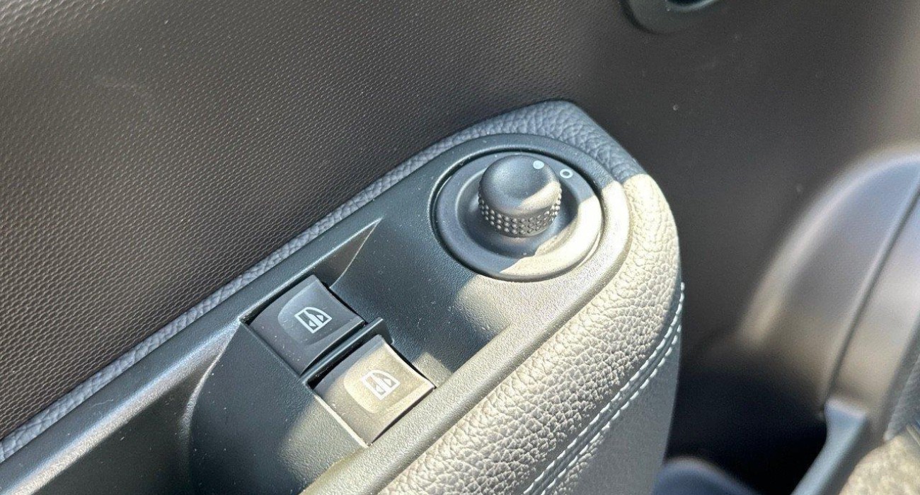 Renault TWINGO Twingo III E-Tech SL Urban Night 9