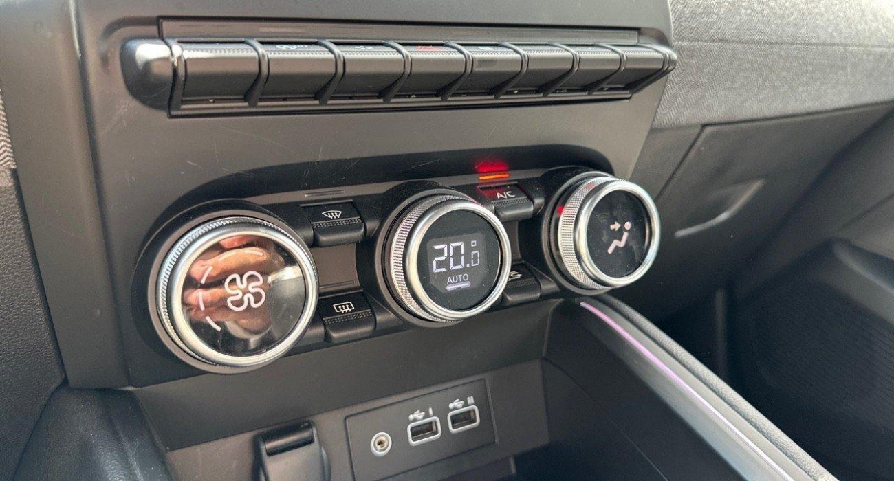 Renault CLIO Clio TCe 90 Techno 7