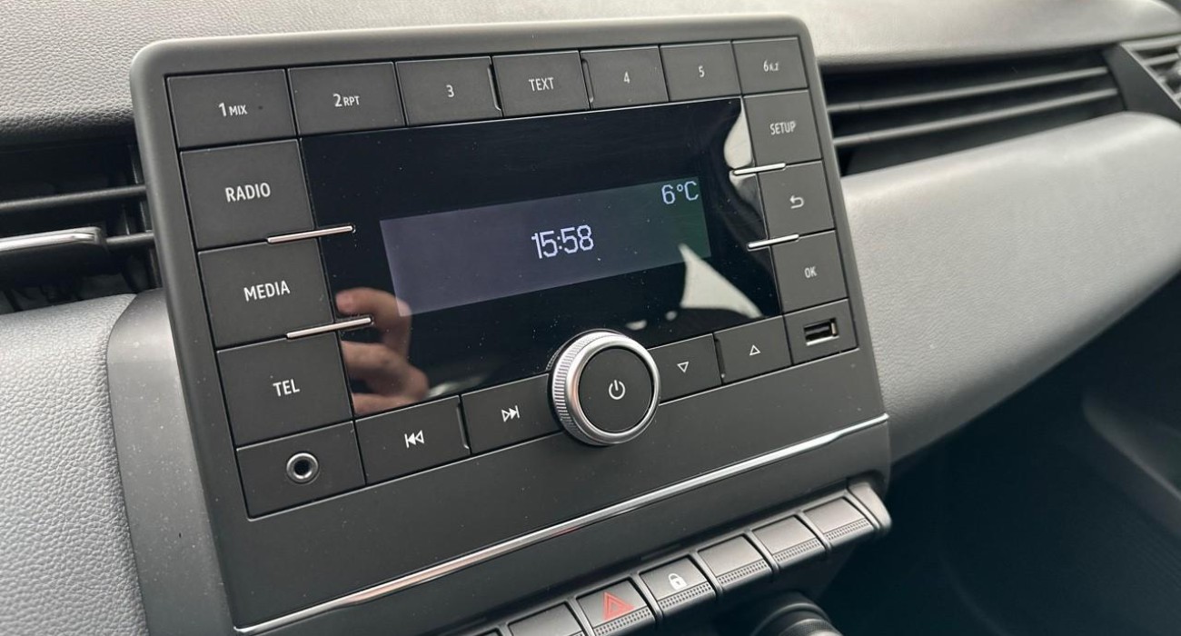 Renault CLIO Clio SCe 65 Authentic 8