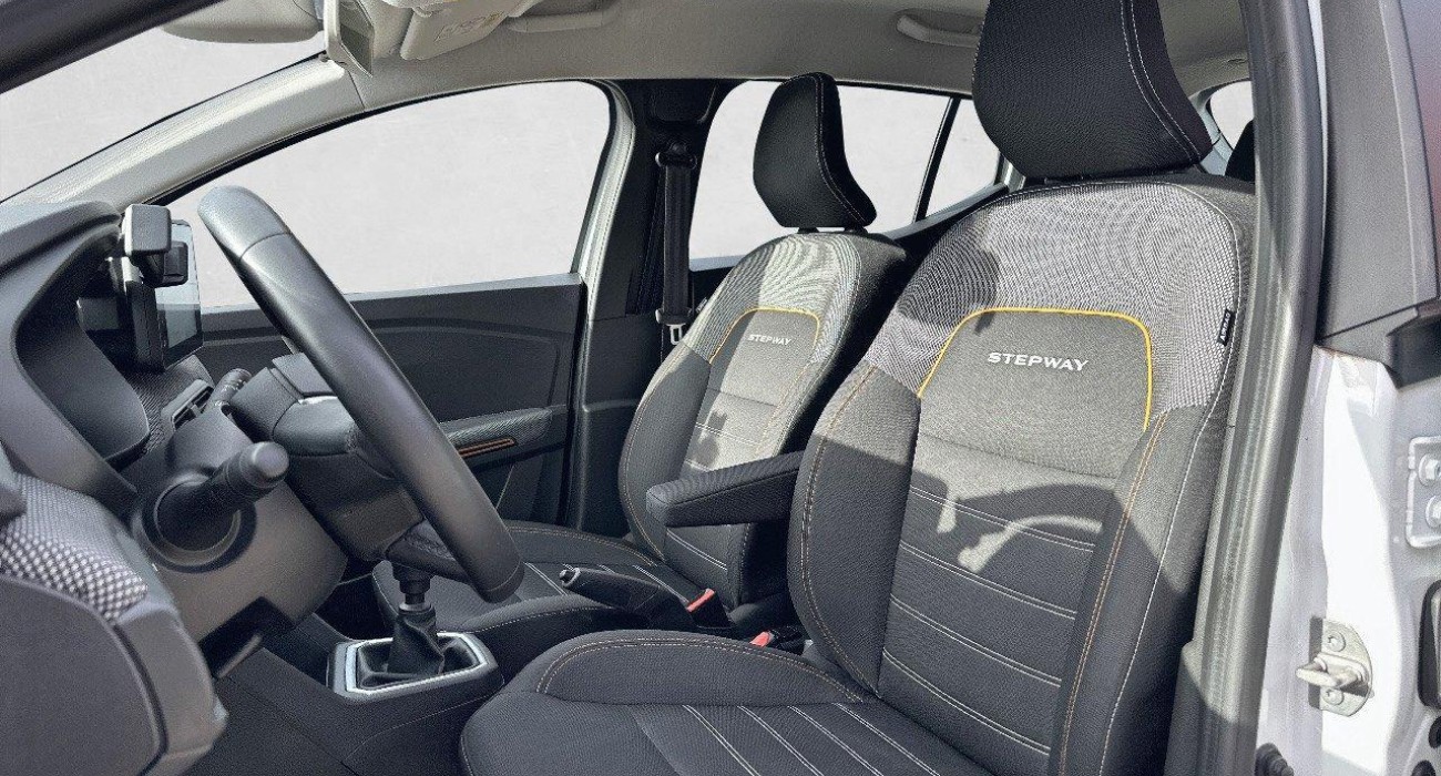 Dacia SANDERO ECO-G 100 Stepway Confort 10