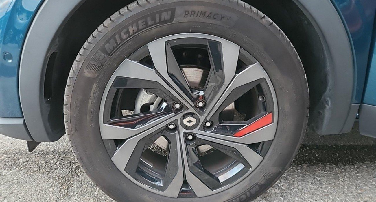 Renault ARKANA E-Tech 145 - 21B R.S. Line 13