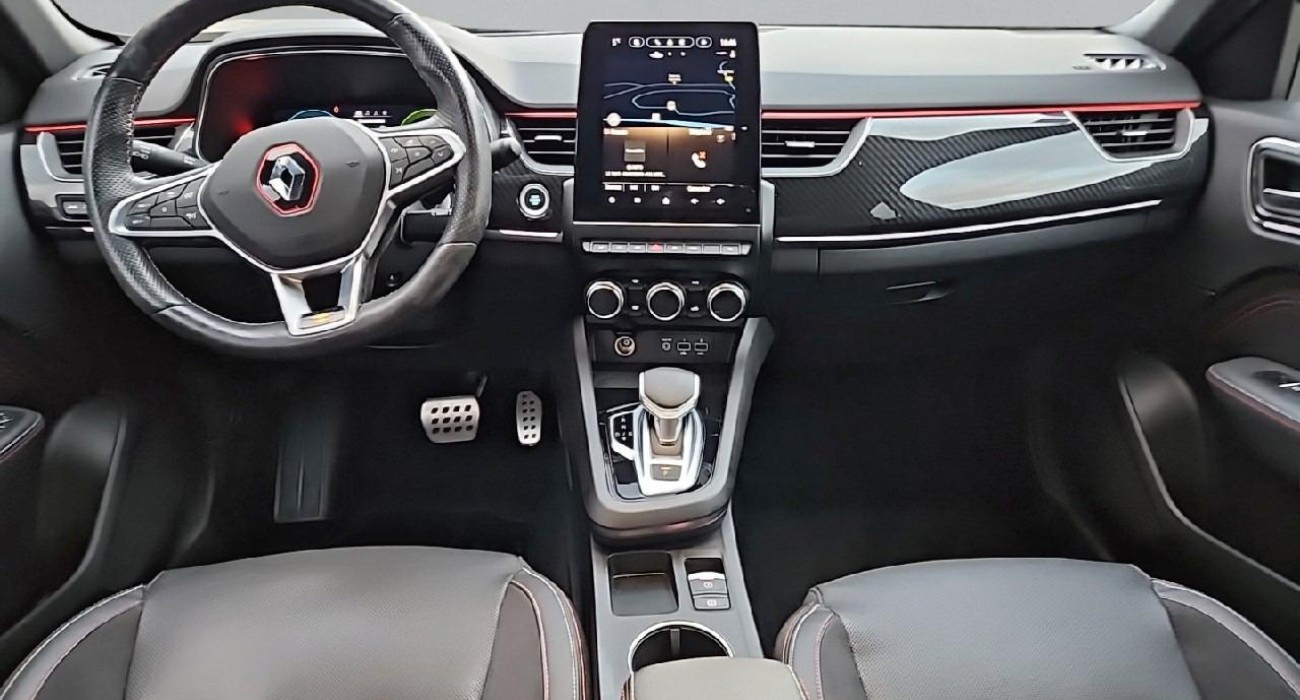 Renault ARKANA E-Tech 145 - 21B R.S. Line 5