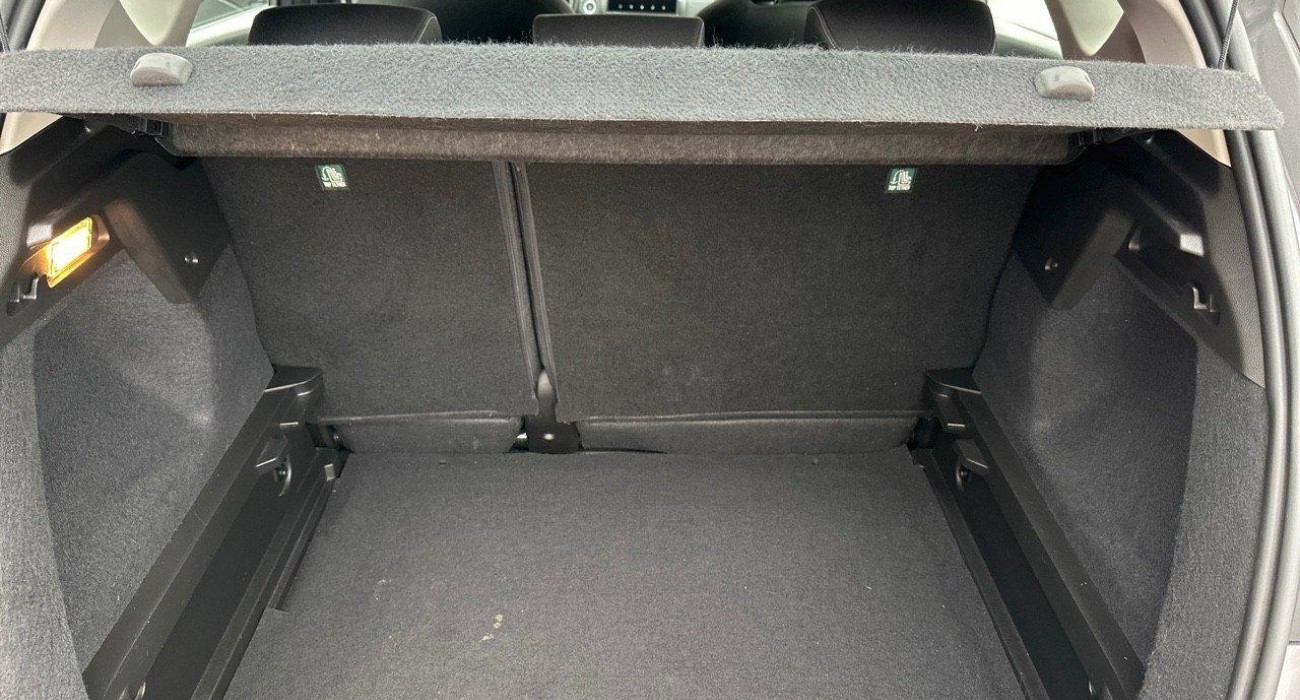 Renault CAPTUR TCe 90 - 21 Business 12