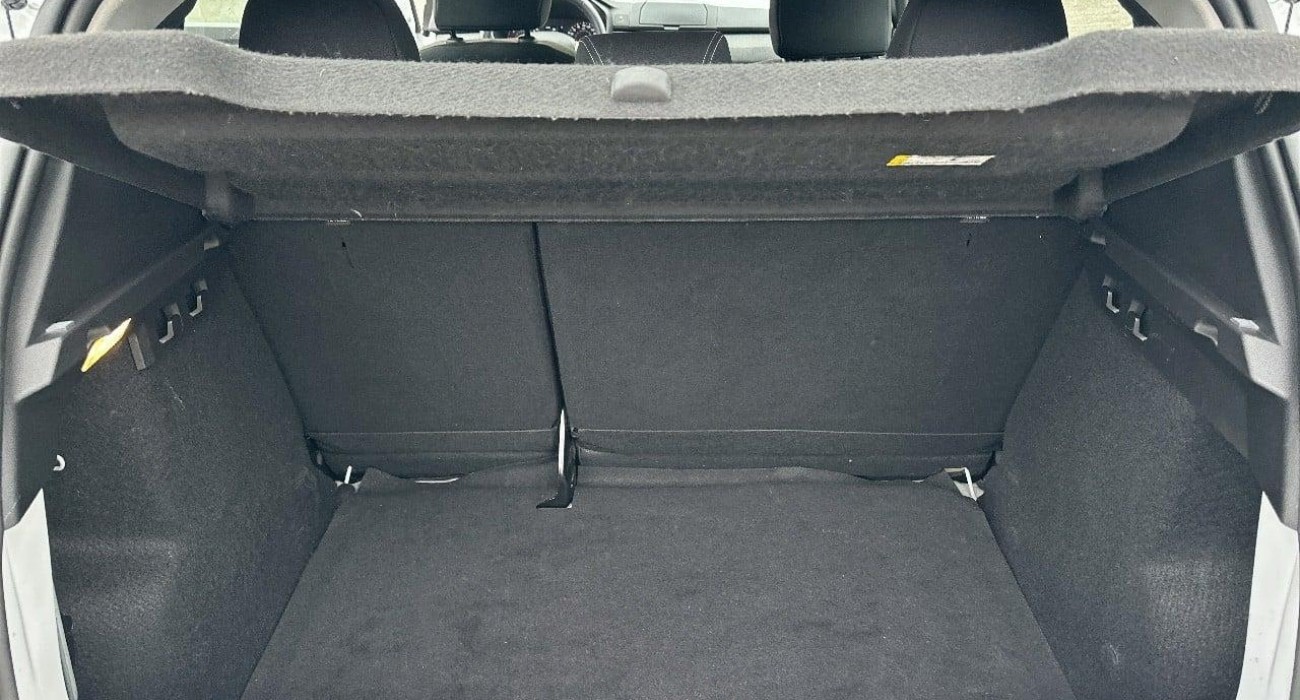 Dacia SANDERO TCe 90 - 22B Confort 12