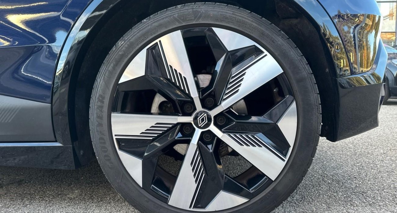 Renault MEGANE Megane E-Tech EV60 220 ch optimum charge Techno 13