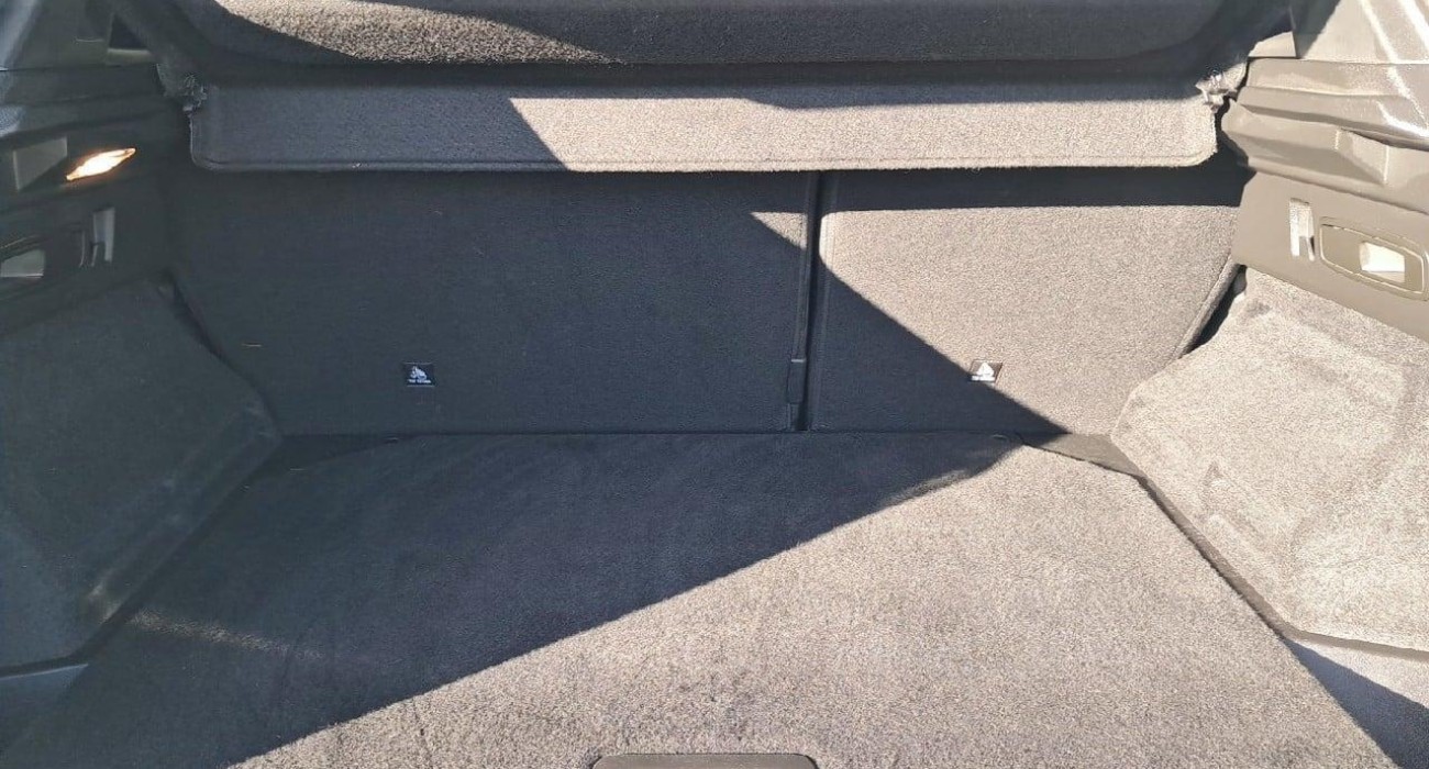 Renault AUSTRAL E-Tech hybrid 200 Iconic 12