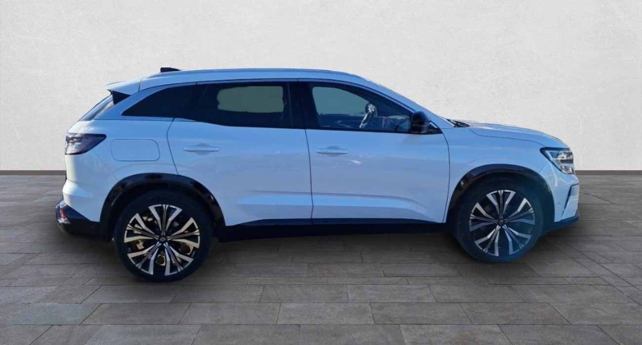 Renault AUSTRAL E-Tech hybrid 200 Iconic 2