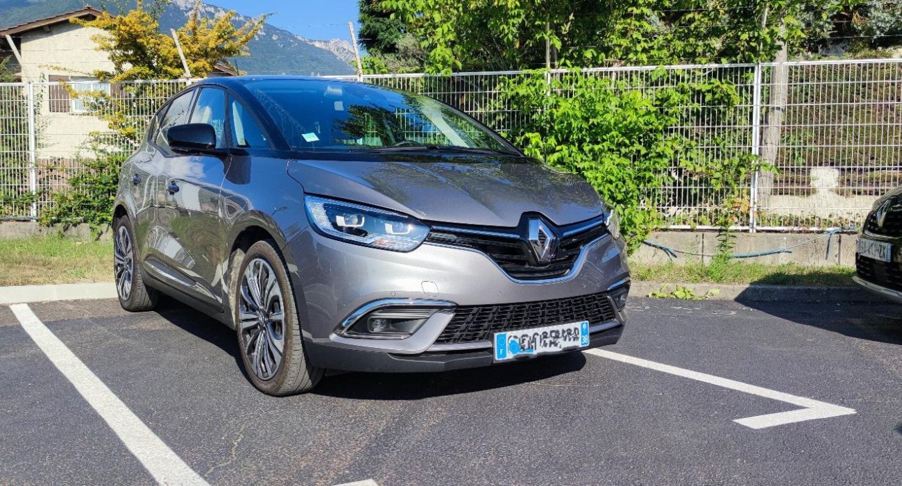 Renault SCENIC Business Blue dCi 120 EDC 1