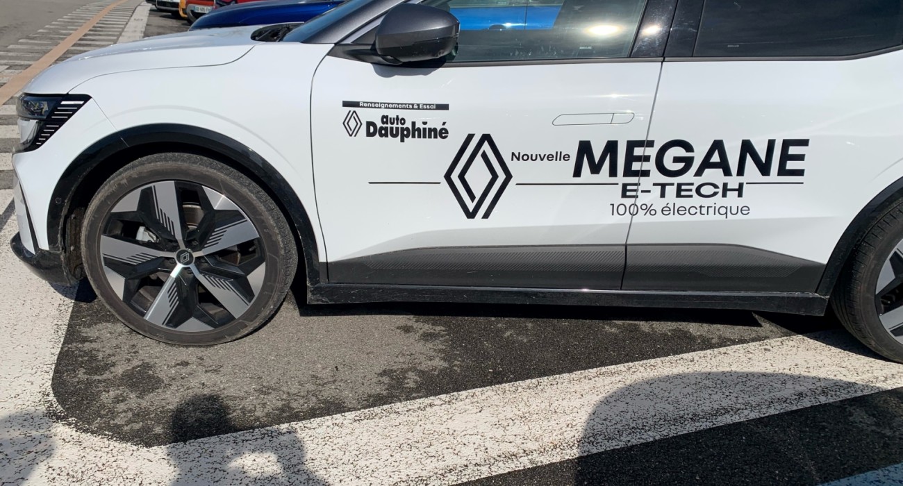 Renault MEGANE techno EV60 220ch optimum charge 5