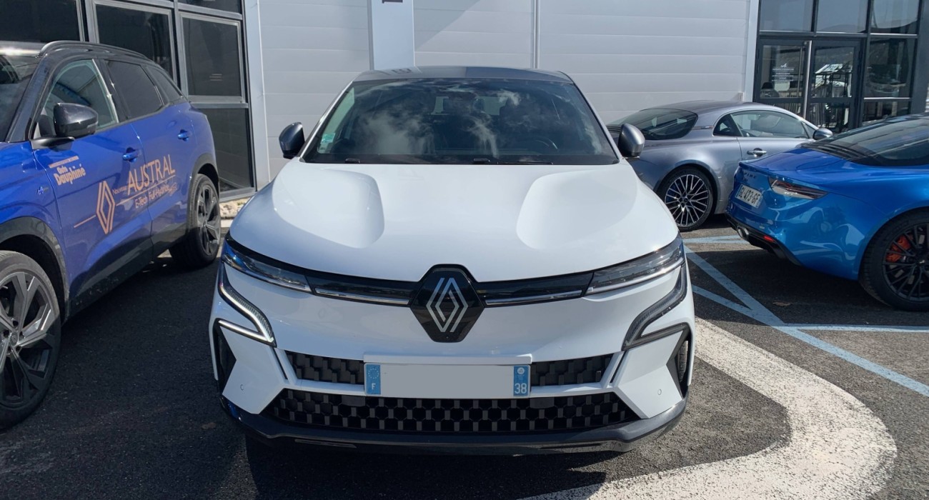 Renault MEGANE techno EV60 220ch optimum charge 6